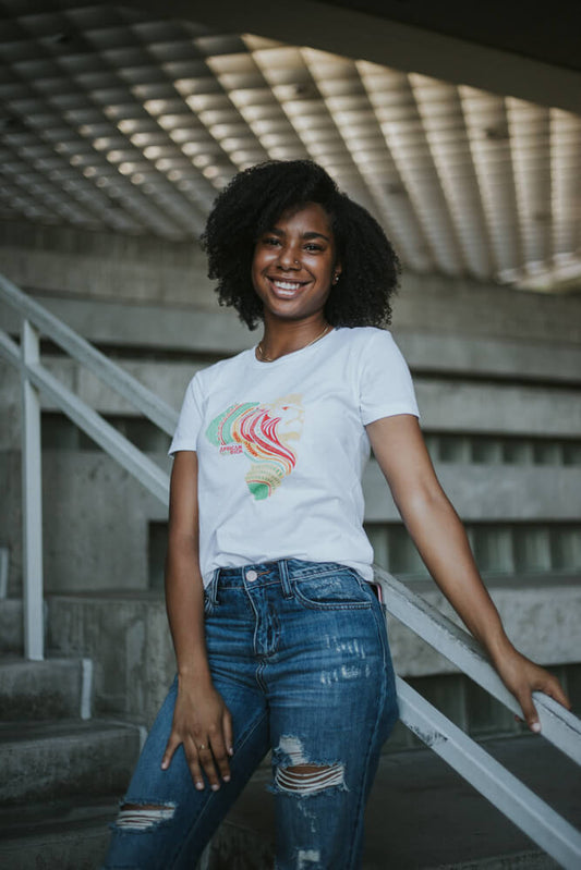 AfricanRich Classic Three Color Lion Head Crewneck Tee